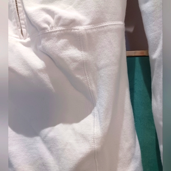 💰3/$30Armani Exchange Pullover - Picture 5 of 6